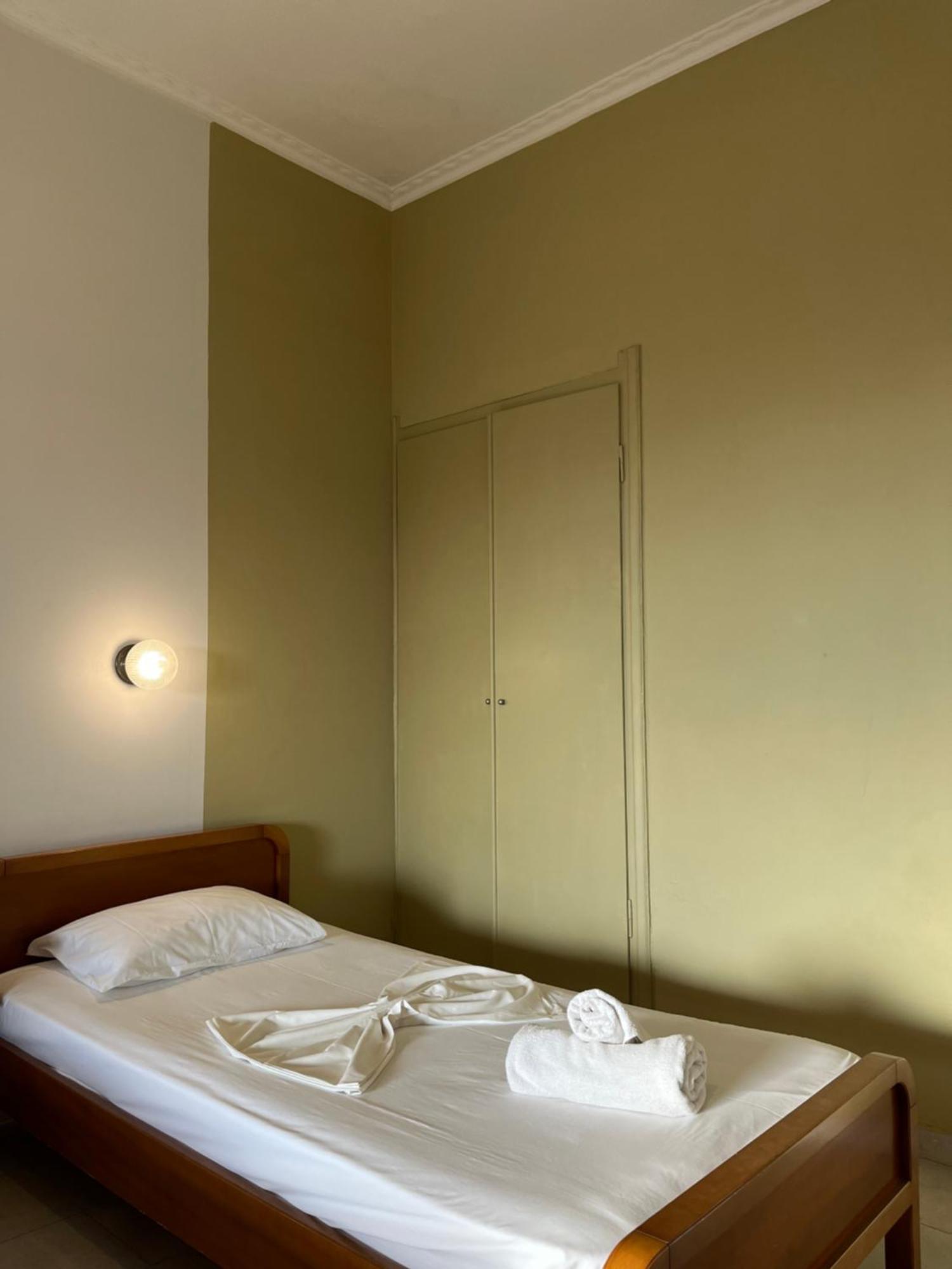 Papadatos Apts With Amazing View - 5Mins From The Beach Kontogialos Eksteriør billede
