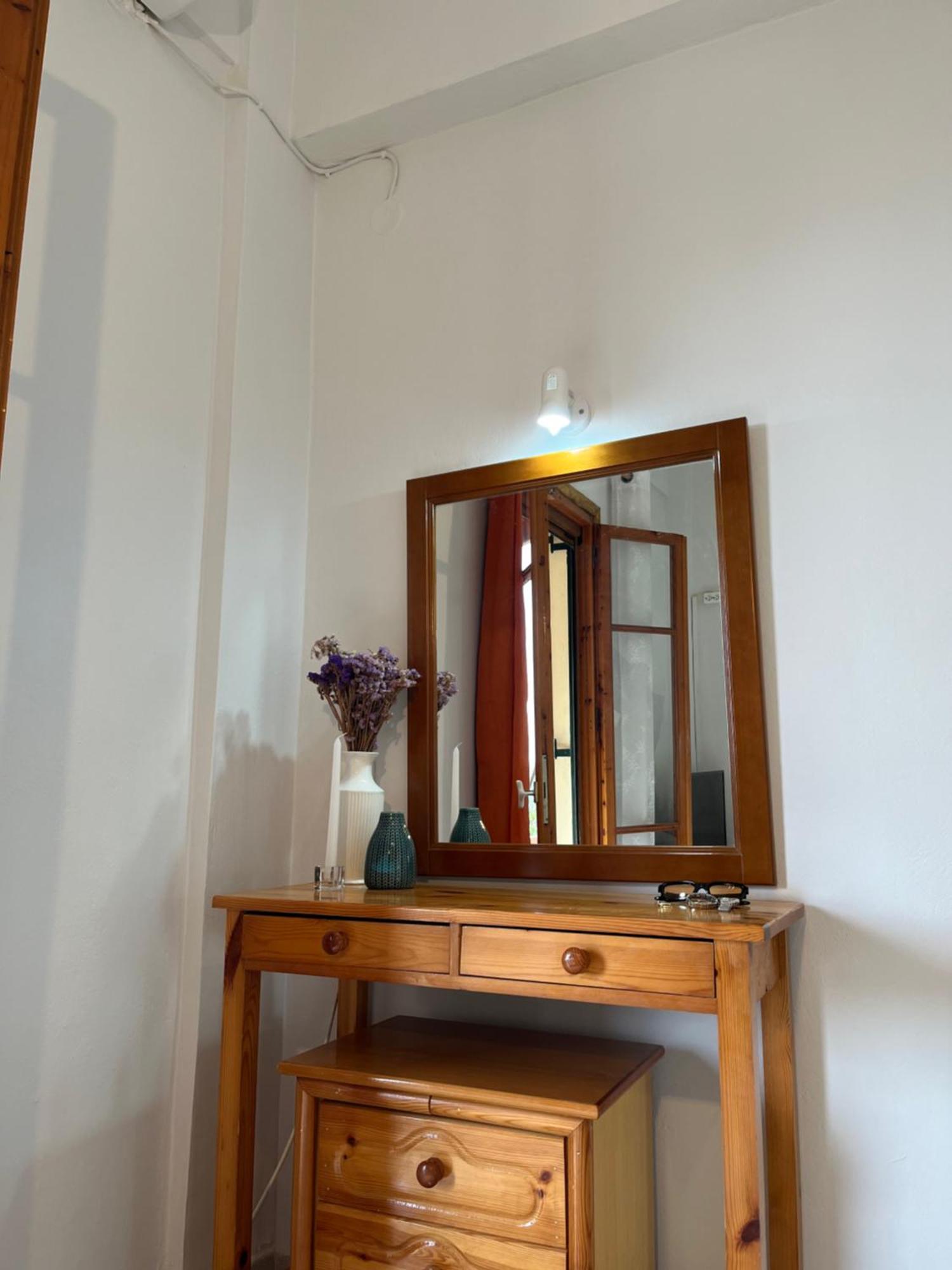 Papadatos Apts With Amazing View - 5Mins From The Beach Kontogialos Eksteriør billede