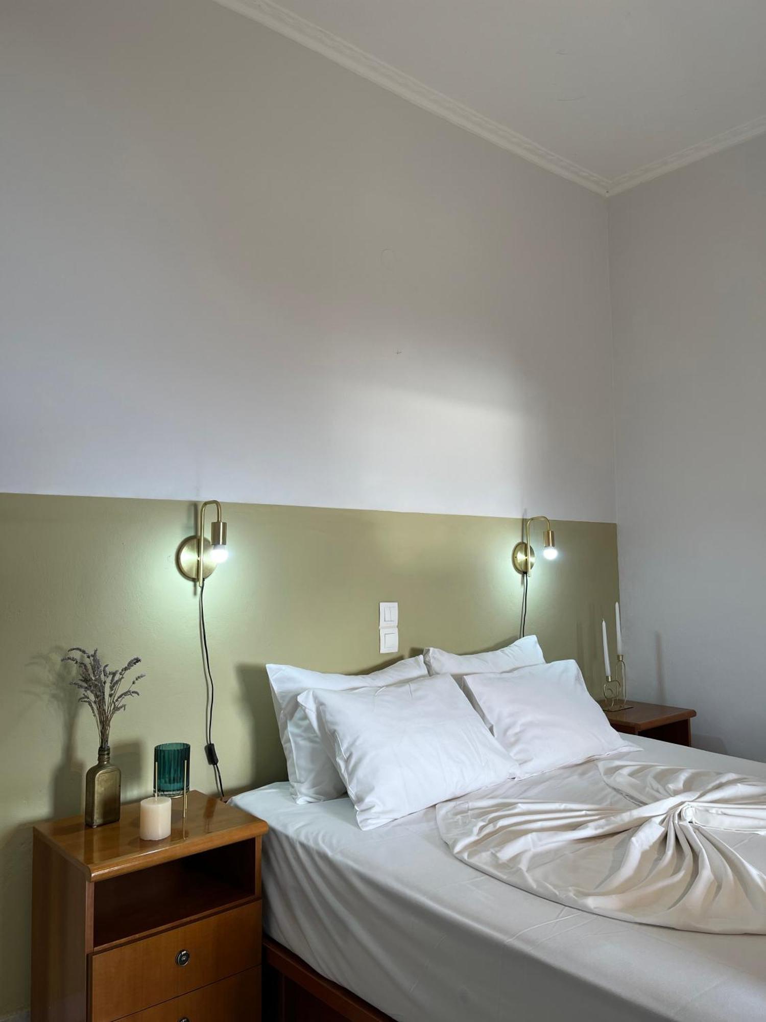 Papadatos Apts With Amazing View - 5Mins From The Beach Kontogialos Eksteriør billede
