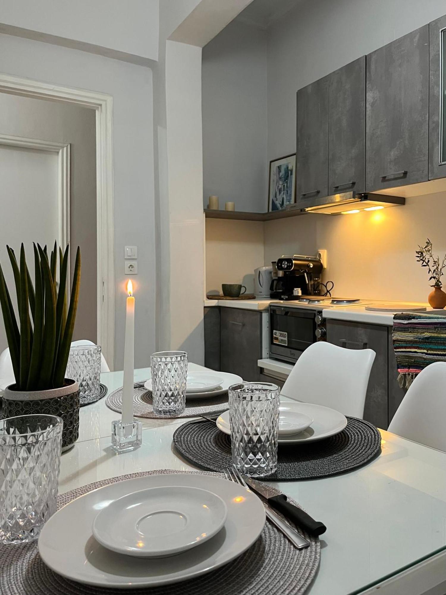 Papadatos Apts With Amazing View - 5Mins From The Beach Kontogialos Eksteriør billede